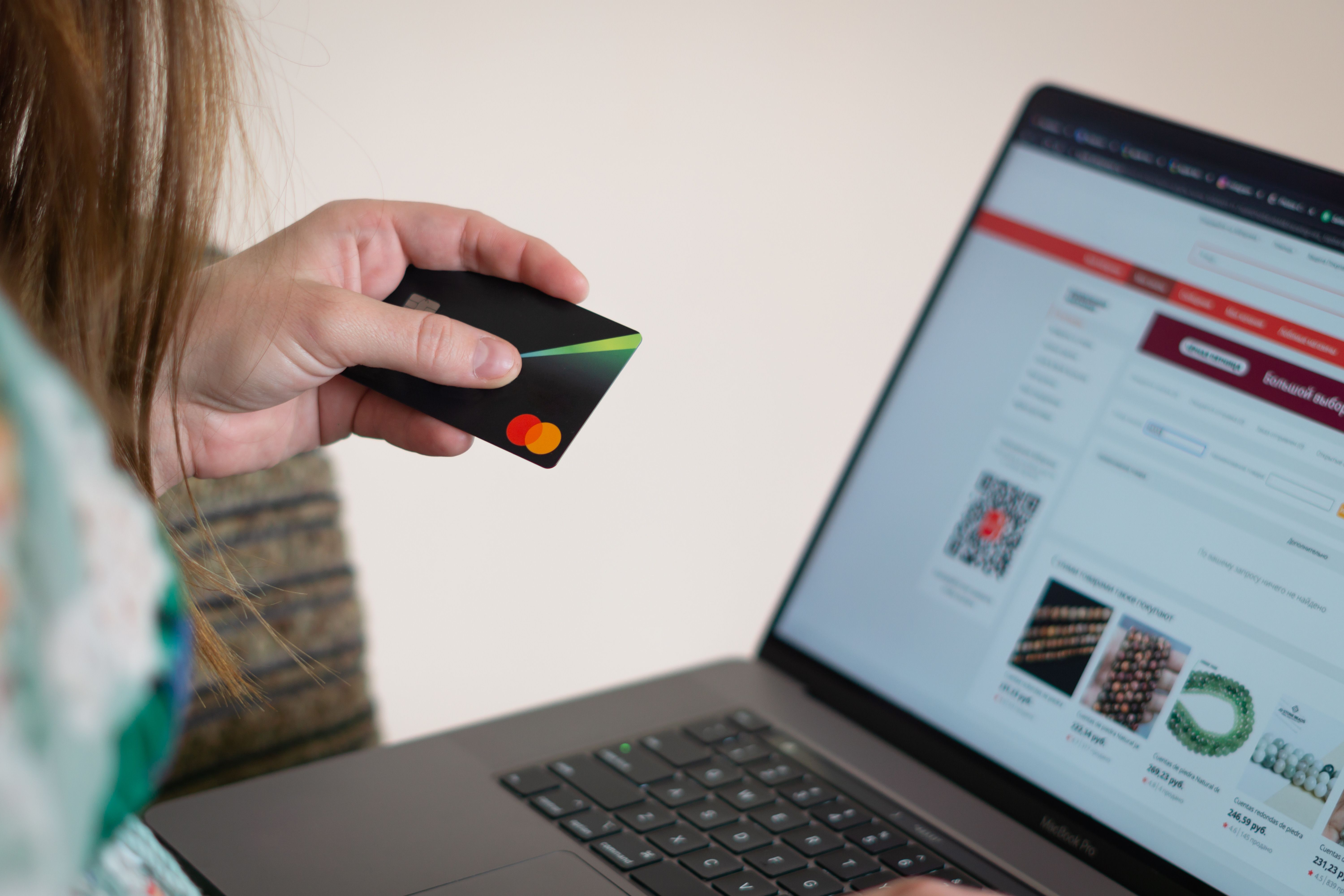 Fast and secure online payment solution