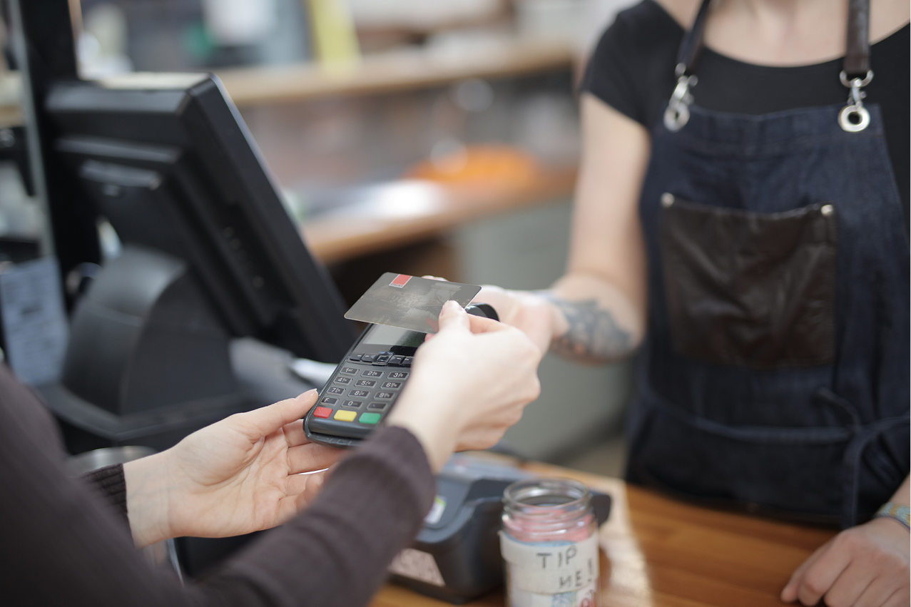 Customer loyalty program